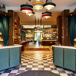 **** Hotel Indigo - Sant'elena By Ihg Itália
